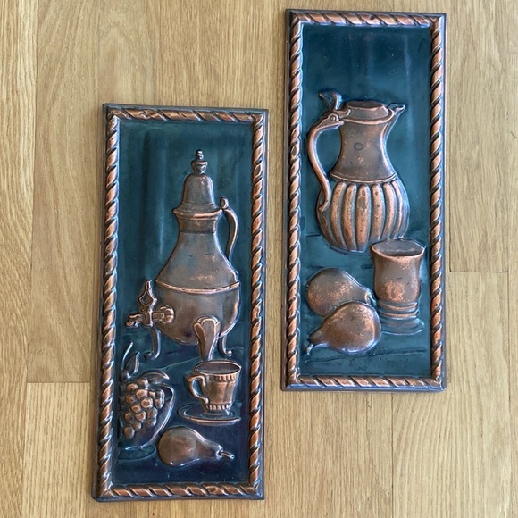 Vintage Pair of Copper and Black Walk Decor - Picture 1 of 15